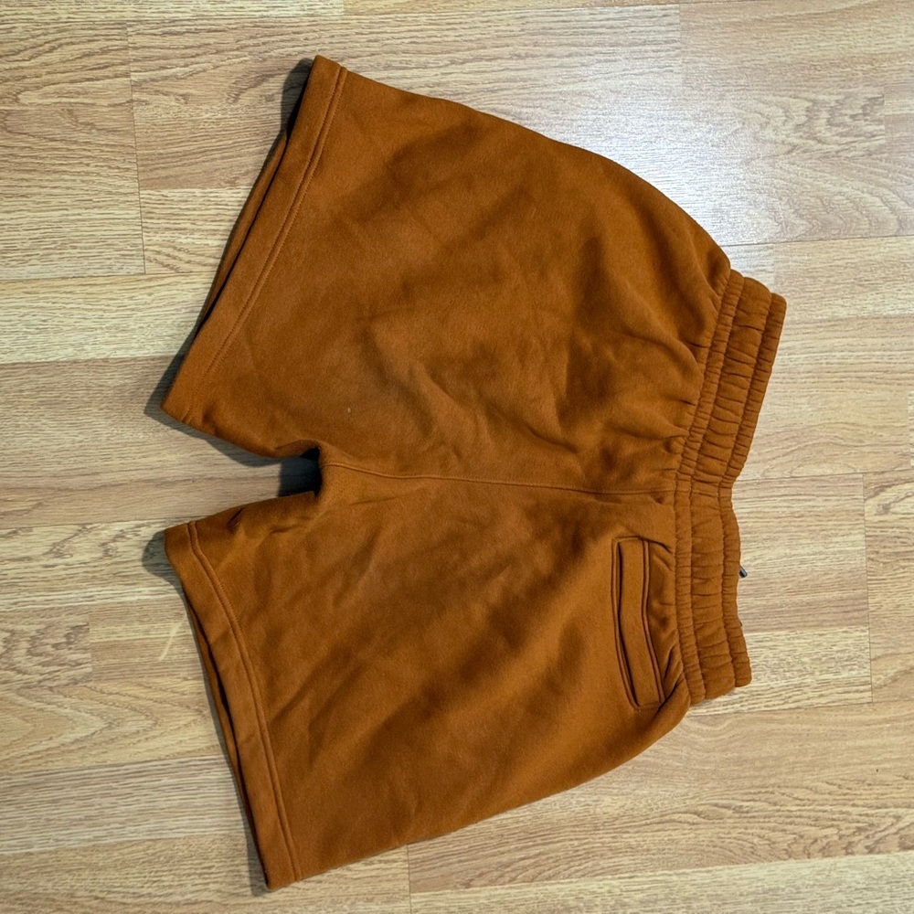 Under Armour Men's Tan Athletic Shorts - Picture 4 of 8